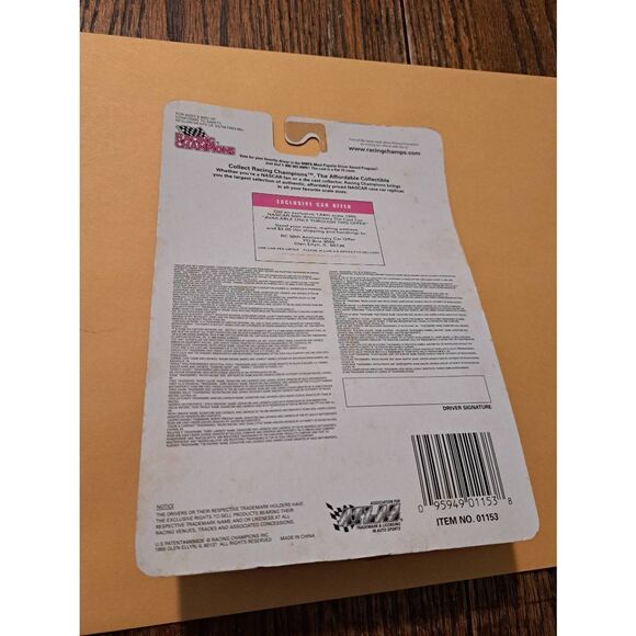 Vintage 1998 Racing Champions Bobby Hamilton #4 Kodak NASCAR Die Cast Race Car - Picture 4 of 4